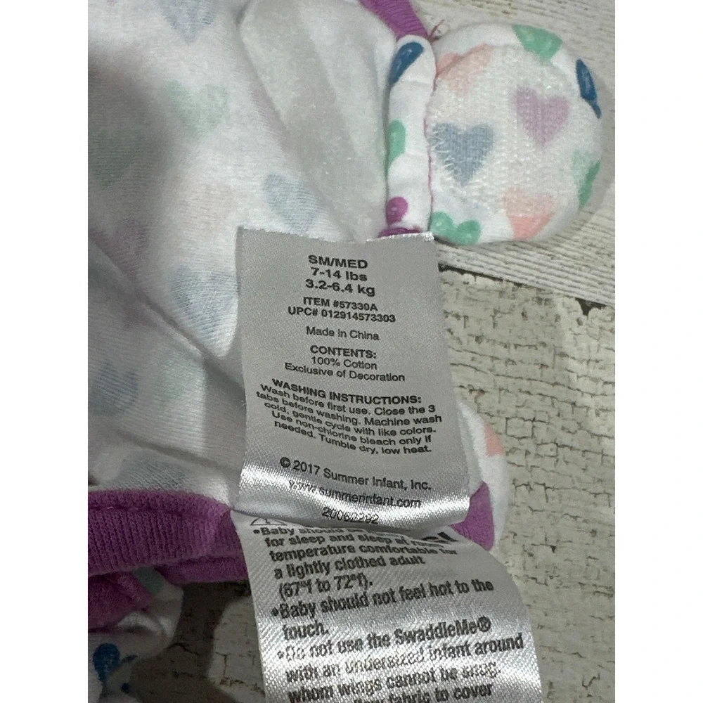 SwaddleMe Original Swaddle Girls 0-3M White Purple Heart Print EUC